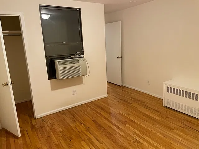1731 1st Avenue — Photo 3