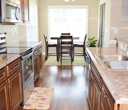 5th image of 2020 Leighton Dr #A