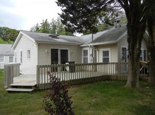 1 Dogwood Rd, Mastic Beach, NY 11951