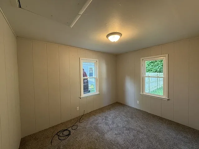2 bed, 720 sqft, $900 — Photo 2