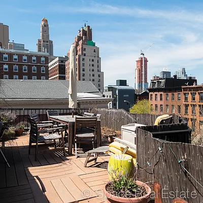Rented by Space Real Estate | media 43