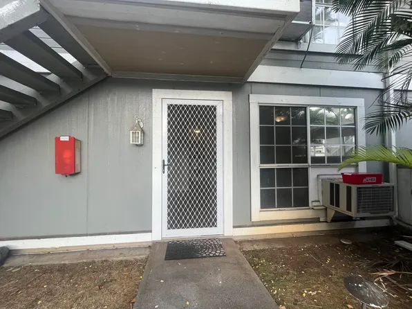 447 Mananai Pl APT C, Honolulu, HI 96818