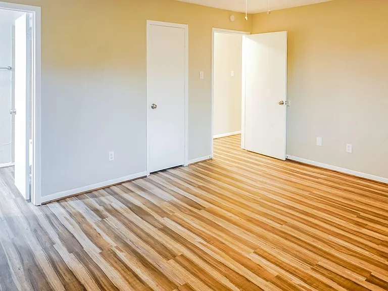 22831 Capitol Landing Ln — Photo 8