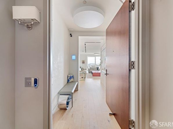 333 Bush St APT 4006