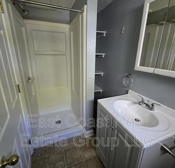 721 2nd St #A — Photo 40