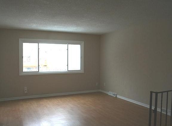 3rd image of 8133 Idaho Ave N