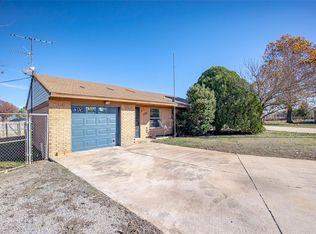 1221 Rolling Stone Dr, Tecumseh, OK 74873