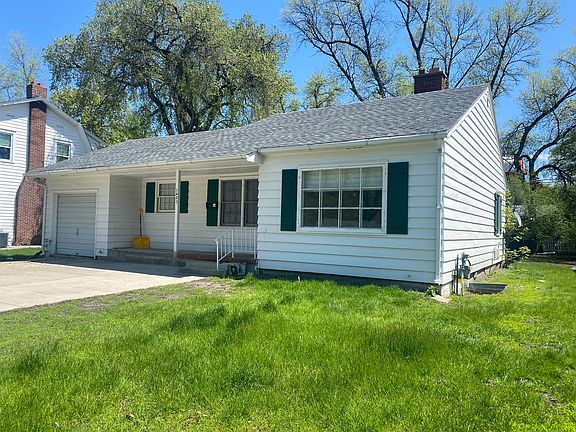 2nd image of 1425 University Dr N