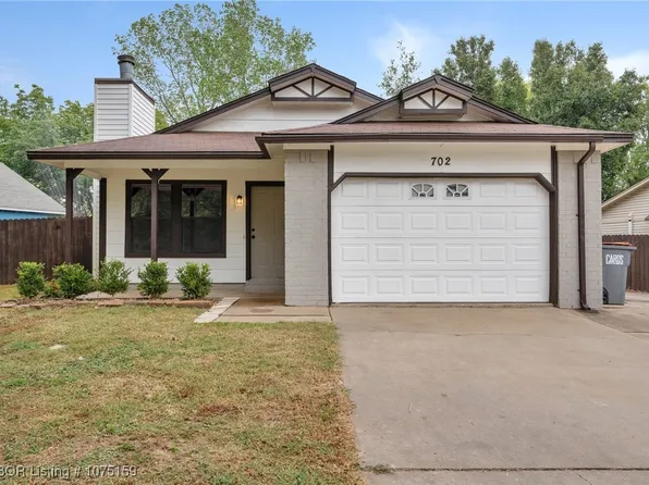 702 Heather Way, Barling, AR 72923