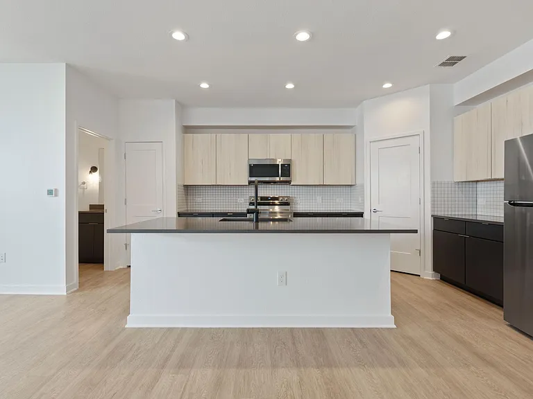 7601 Cooper Ln #4 — Photo 5