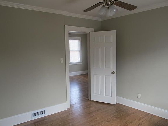 5th image of 133 Lynnview Dr APT 4