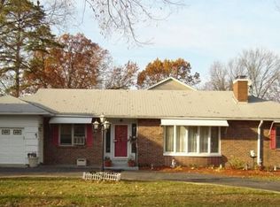 956 Wilbraham Rd, Springfield, MA 01109