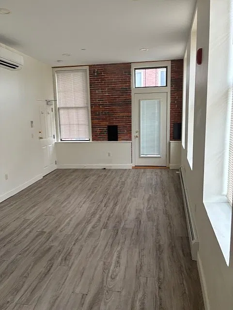 1 bed, 592 sqft, $2,000 — Photo 2