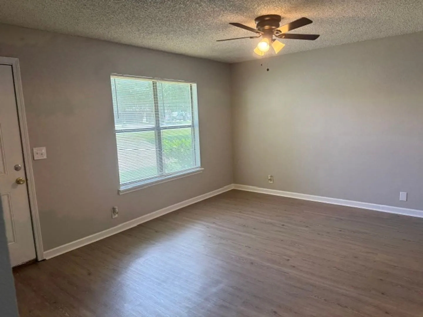 509 SW 4th Street — Photo 3