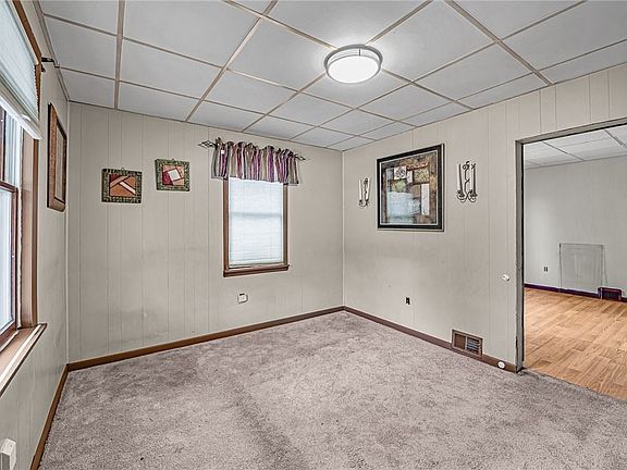 5th image of 133 Spanish Villa Dr
