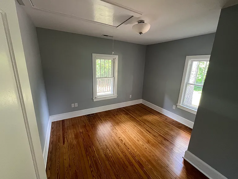 2024 Rhodes Ave — Photo 7