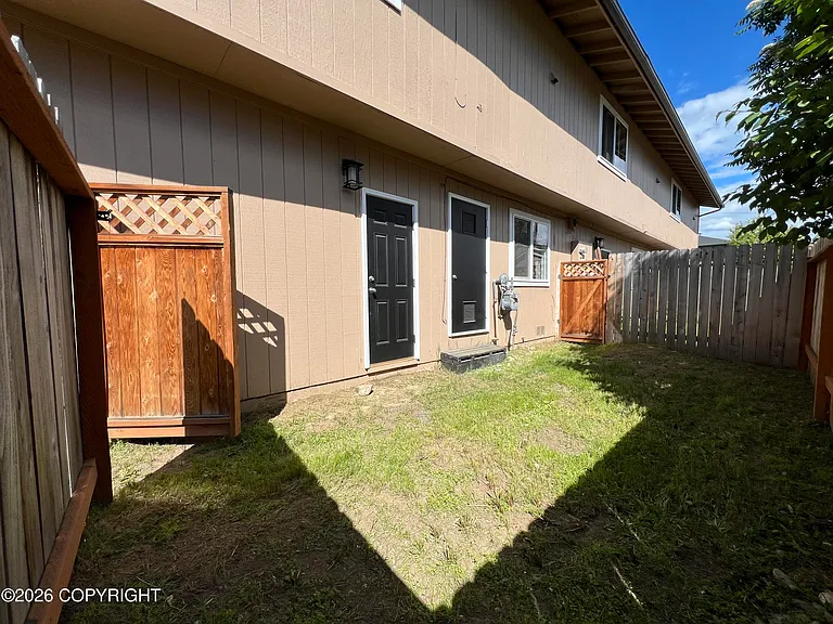 1509 Karluk St #B — Photo 29