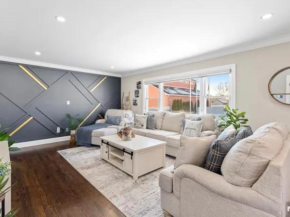 112 Garibaldi Ave, Lodi, NJ 07644