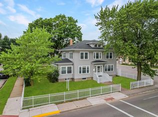 1107 13th St, Menominee, MI 49858