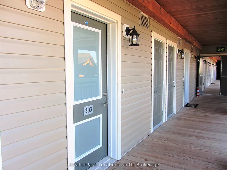 2 Anchorage Cres #203 — Photo 18