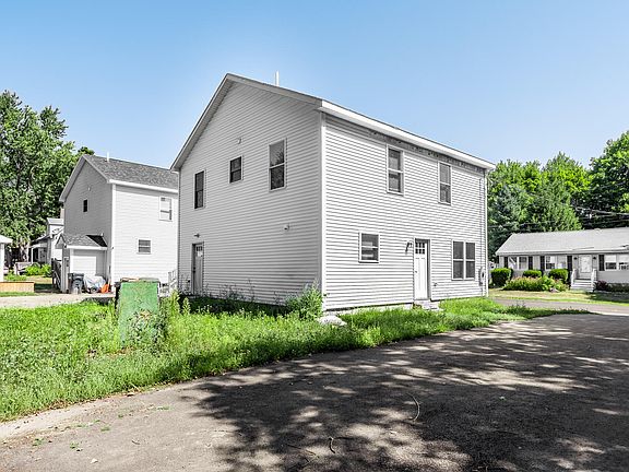 3rd image of 324 Forest Avenue