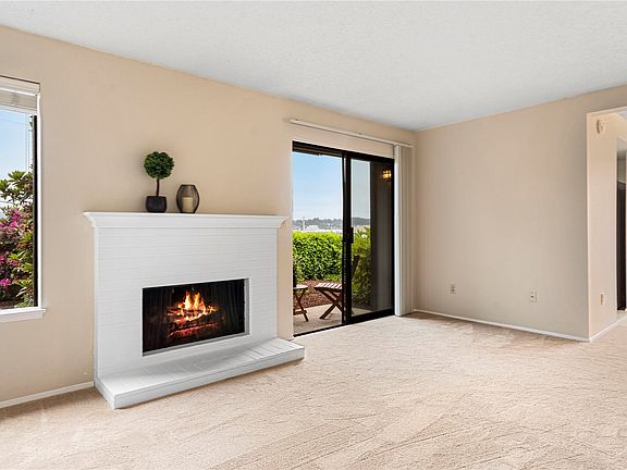 2nd image of 103 Rockwell Avenue #D33