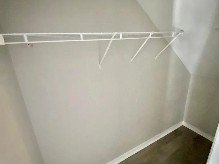 7624 Plantation Cir — Photo 18