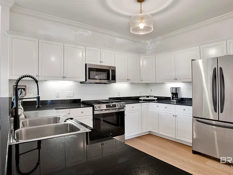 460 Equality Ave — Photo 10