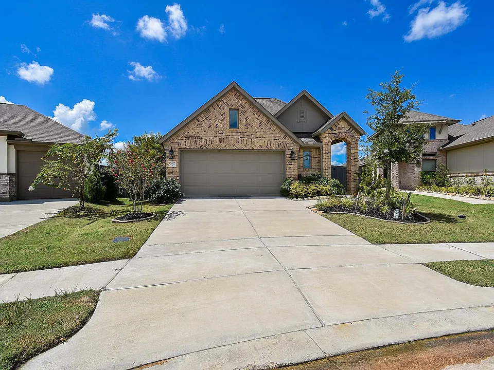 17007 Shine Bright Ct