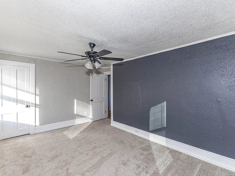 3901 Central St — Photo 30
