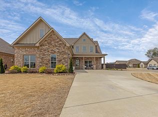 17673 Maree Dr, Athens, AL 35613