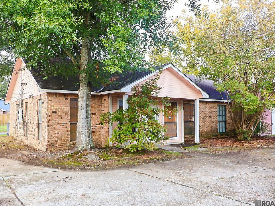 1st image of 1020 Barrington Dr