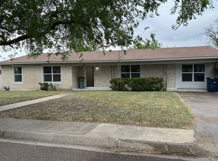 956 Guadalajara Dr, Eagle Pass, TX 78852