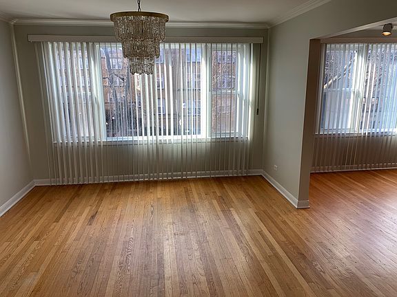 4th image of 6321 N Richmond St #2