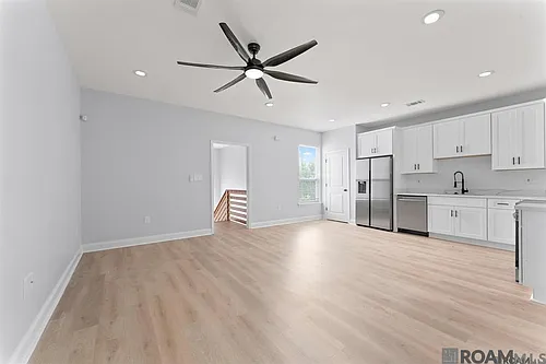 1714 Tricou St Photo 1