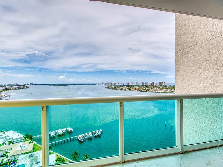 2650 Lake Shore Dr #2303 — Photo 10