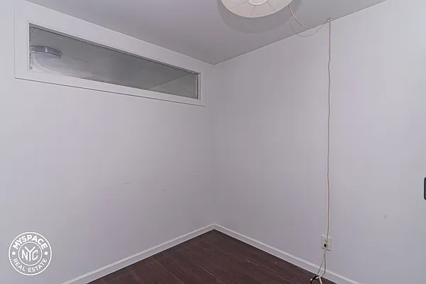 Rented by MySpaceNYC | media 37