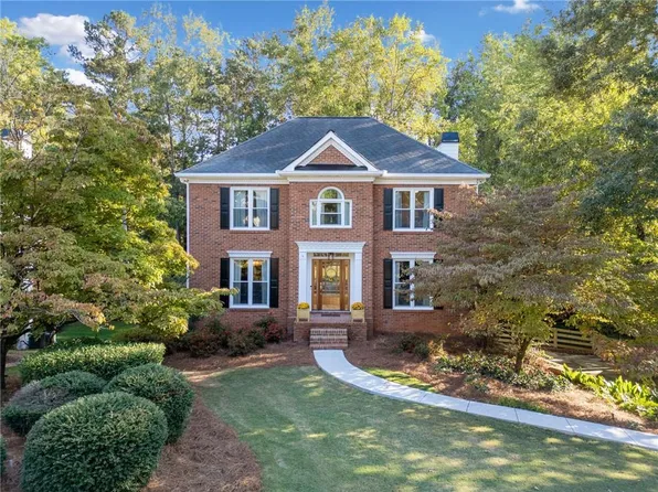 864 Fairwood Pointe NW, Acworth, GA 30101