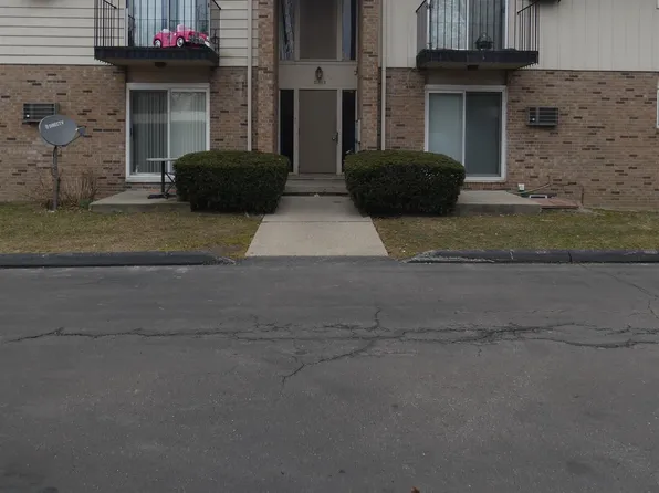 31565 Fraser Dr APT 15, Fraser, MI 48026