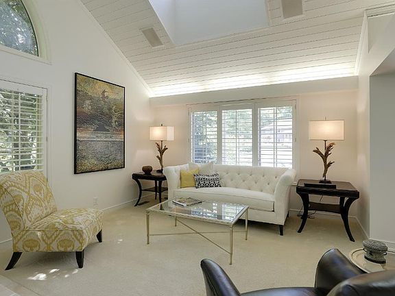 5th image of 17915 Queensland Ct