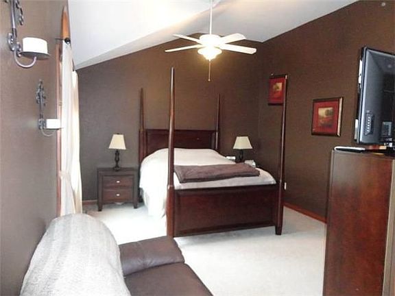 Gorgeous master bedroom