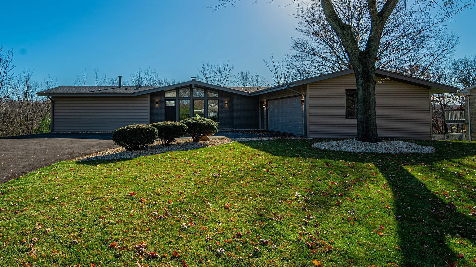 232 Denell Dr photo 1