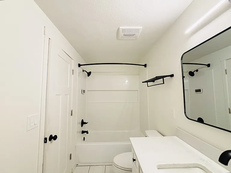 11299 S Woodhill Dr — Photo 16