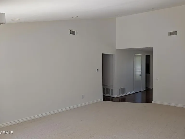 34010 Village 34 — Photo 4