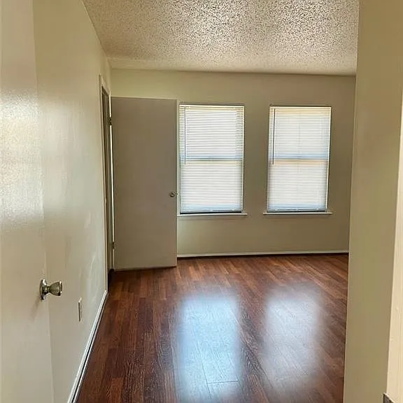 1409 Northface Ct — Photo 21