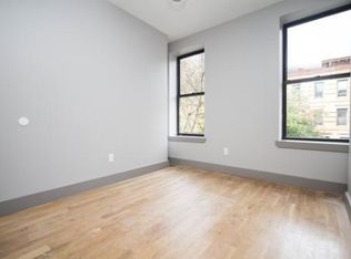 5923 71st St #3L, Maspeth, NY 11378