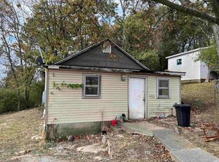 303 NW 3rd St, Paoli, IN 47454