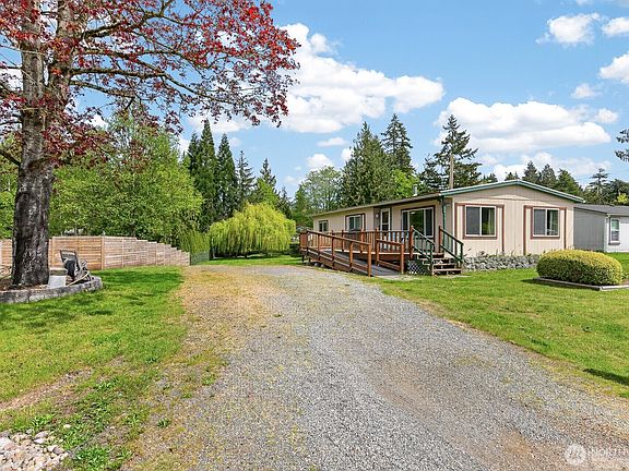 3rd image of 31823 77th Dr NW