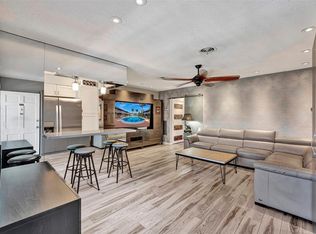 160 NE 8th Ave APT 23B, Hallandale Beach, FL 33009