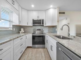 76 Flanders Trl, Delray Beach, FL